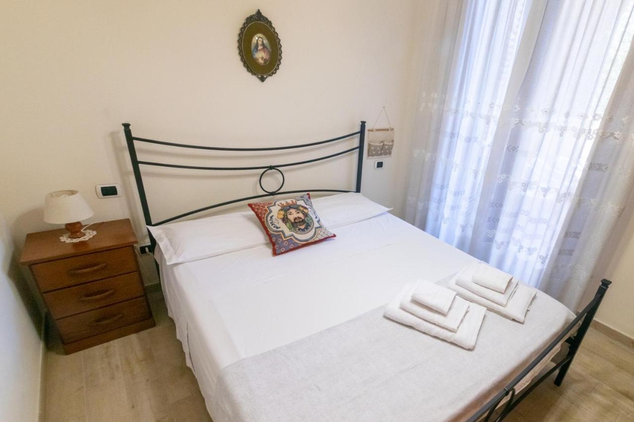 Corallo Holiday House Acitrezza Aci Trezza Exterior foto