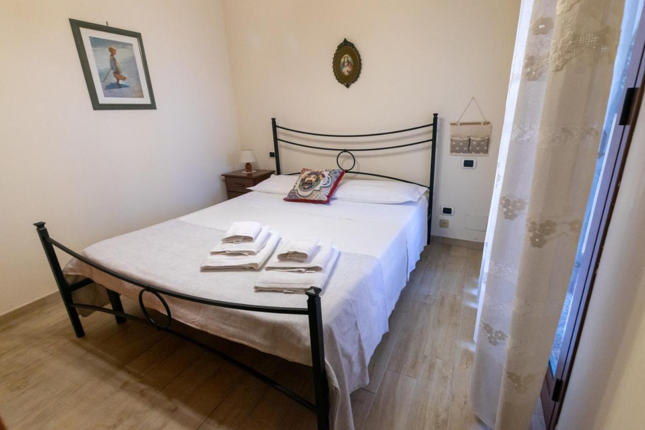 Corallo Holiday House Acitrezza Aci Trezza Exterior foto